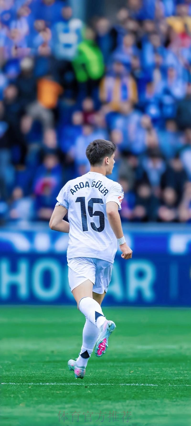 马卡:皇马怀疑姆巴佩在马德里就已感染了病毒 马卡:皇马怀疑姆巴佩在马德里就已感染了病毒